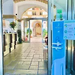 Hotel Al Pescatore & Restaurant 4*