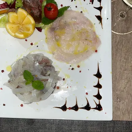 Al Pescatore & Restaurant ホテル 4*
