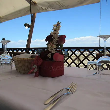 ホテル Al Pescatore & Restaurant ガリポリ