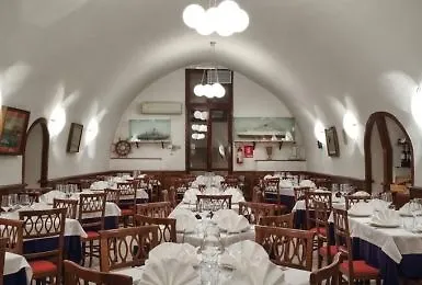 Al Pescatore & Restaurant ホテル